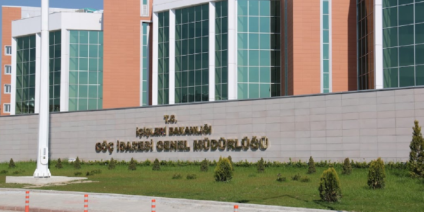 İçişleri Bakanlığı'ndan sığınmacı kararı