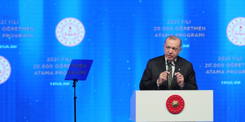 Cumhurbaşkanı Erdoğan: Okullarımızı açık tutmakta kararlıyız