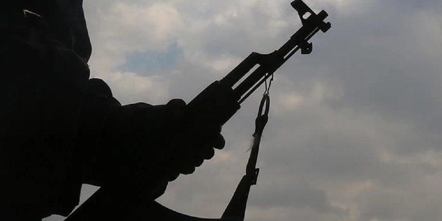 PKK'lı terörist ikna yoluyla teslim oldu