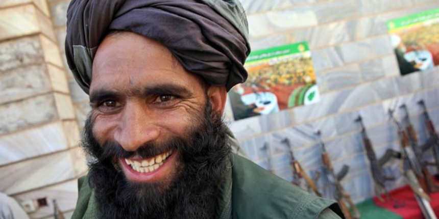 Taliban'dan 'Havaya ateş etmeyin' uyarısı: Kurşun harcamaya hakkın yok