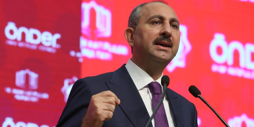 Bakan Gül: Yeni anayasayı milletimizle yapacağız