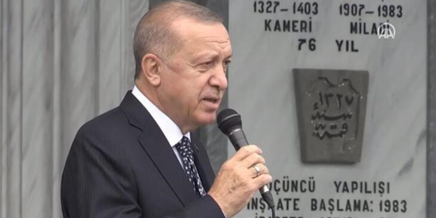 Erdoğan, Rize'de eski imam Osman Yılmaz'ın cenaze törenine katıldı