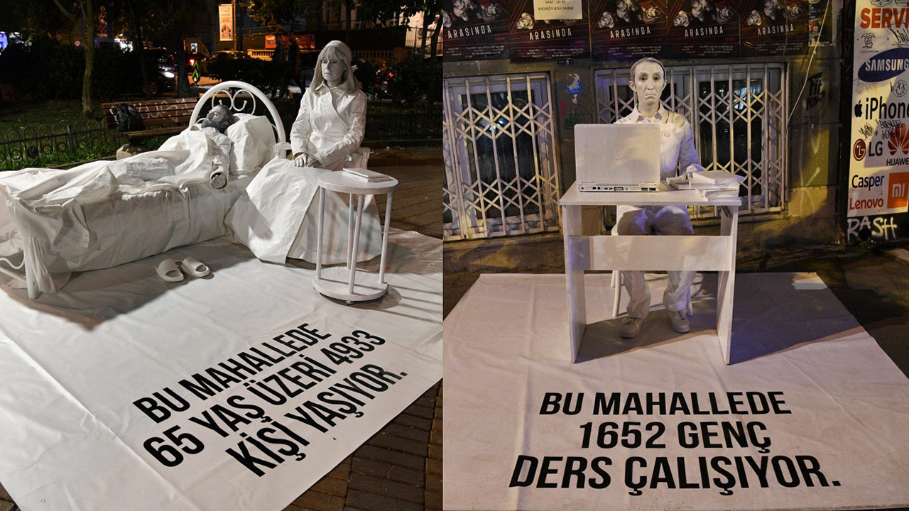 Kadıköylü sanatçılar performans gösterileri ile yüksek sese dikkat çektiler