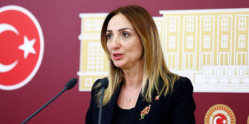 Aylin Nazlıaka’yı kendi partilisi bile yalanladı!