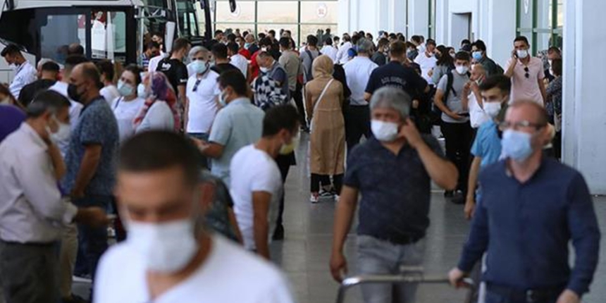 Aşısızlara PCR testi zorunluluğu başladı!