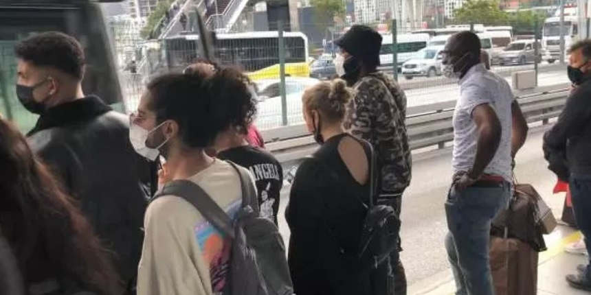 Okullar açıldı, vatandaşın toplu ulaşım çilesi başladı!