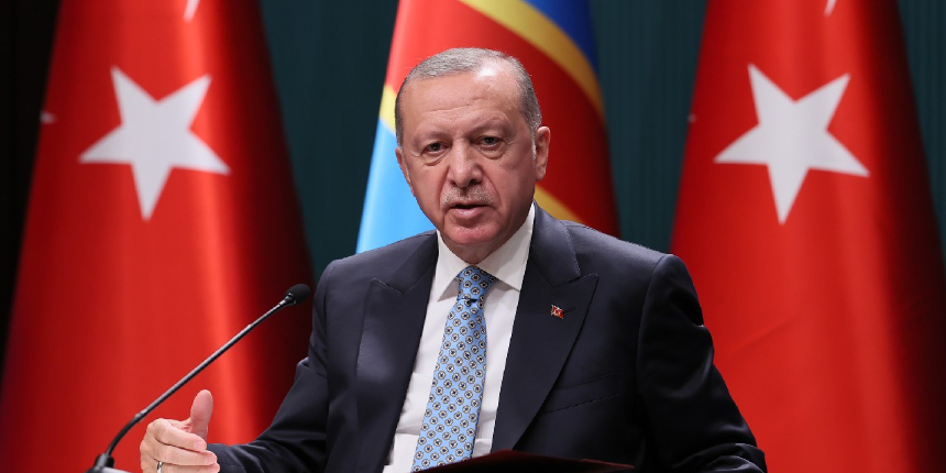 Cumhurbaşkanı Erdoğan'dan FETÖ okulunu kapatan Kongo'ya teşekkür!