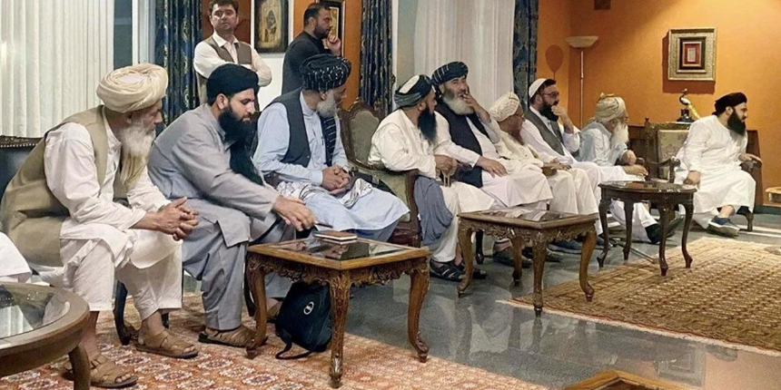 Taliban'ın açıkladığı hükümette bir isim dikkat çekti: ABD'nin terör listesinde yer alıyor
