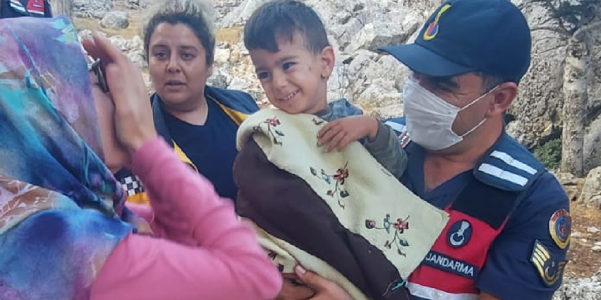 Yaylada kaybolan 2,5 yaşındaki çocuk bulundu!