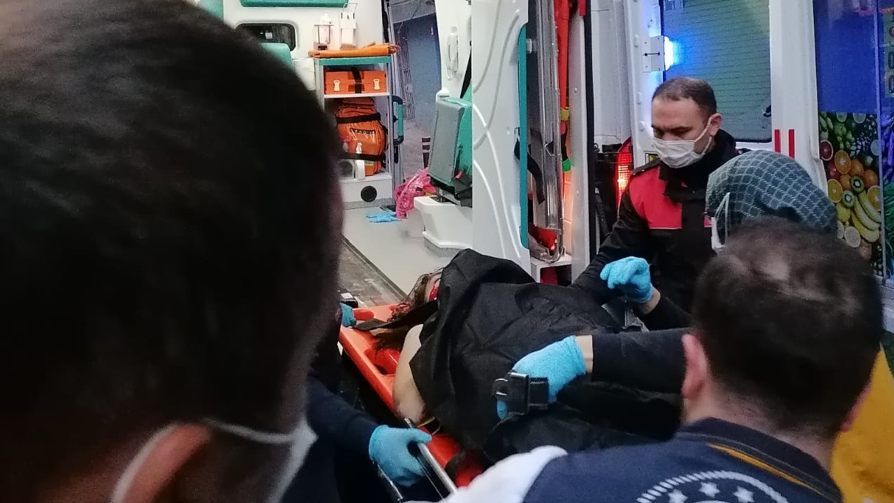 5'inci kattaki balkondan düşen kadın hayatını kaybetti