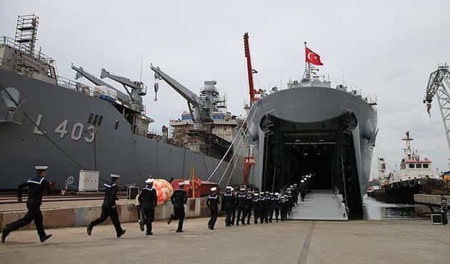 TCG Bayraktar harp gemisi Deniz Kuvvetlerine teslim edildi
