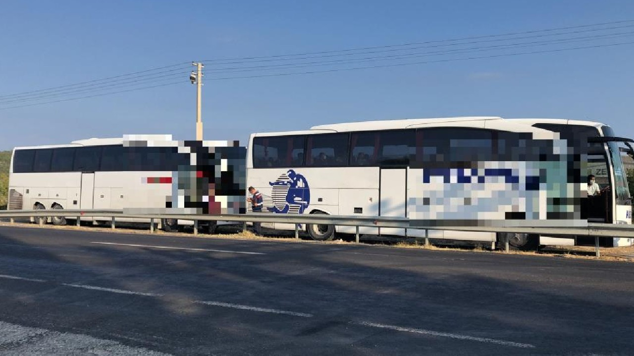 Yolcu otobüsü ve minibüste yasa dışı göçmen sevkiyatı jandarmaya takıldı