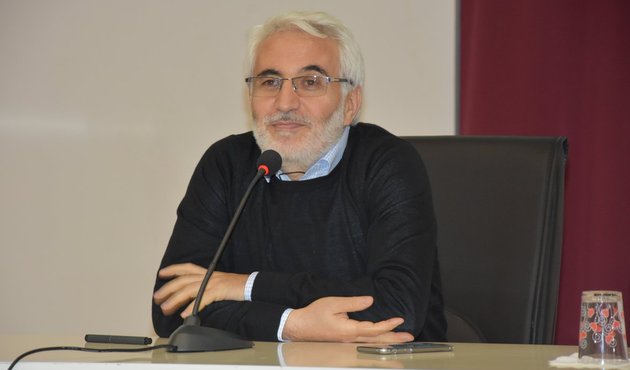 "Mavi Marmara şehitleri dil uzatmak aymazlıktır ama..."