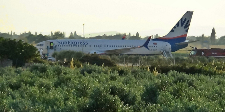 Uçaktaki kalp krizinin ardından pilotlar Edremit'e acil iniş yaptı!