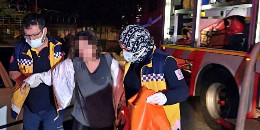 Yurtta kalmak istemeyen öğrenci yurdu ateşe verdi!