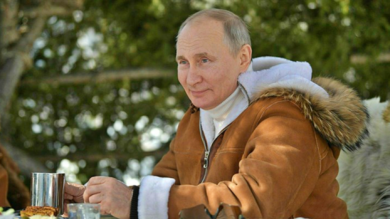 Kremlin'de Covid alarmı! Putin karantinada!