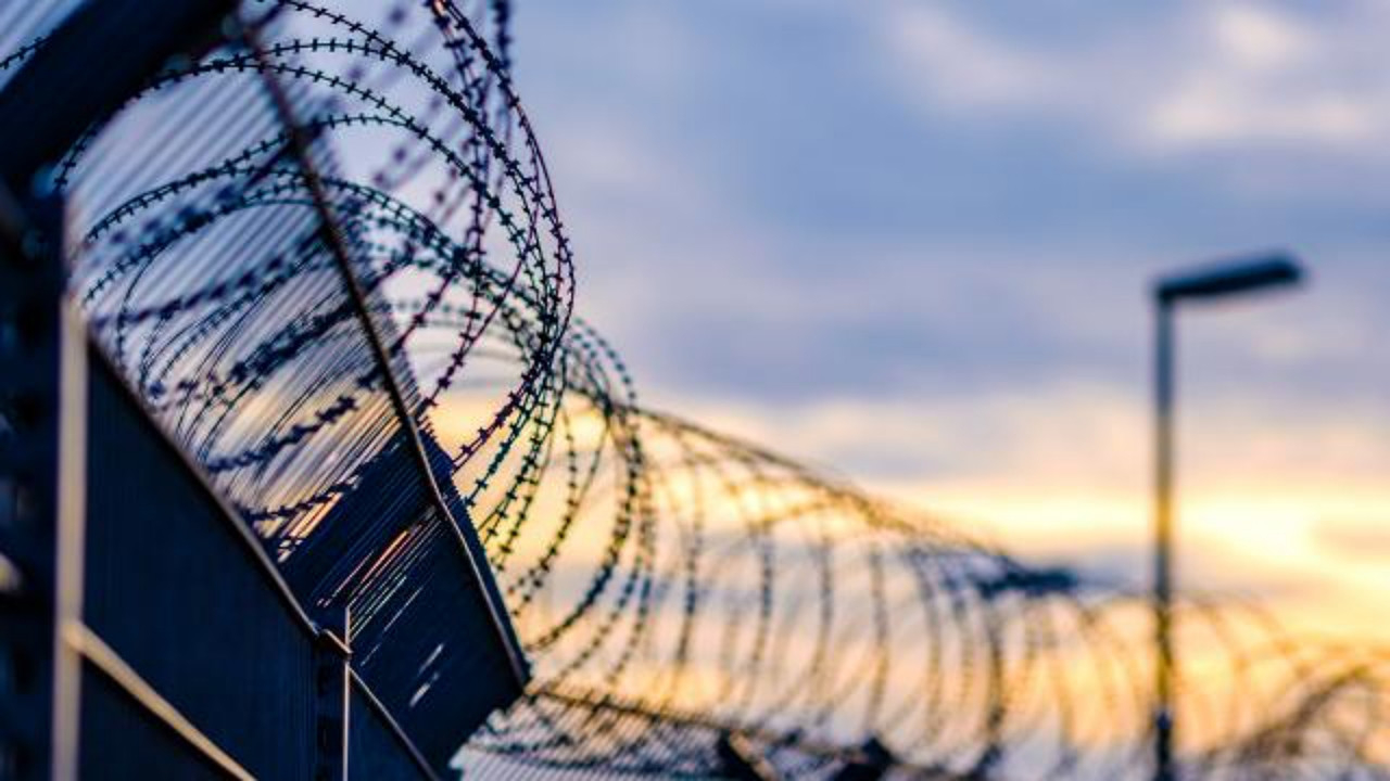 29 yıllık kaçak mahkum koronavirüs nedeniyle işsiz kalınca teslim oldu! "Hapiste yaşamak, evsiz olmaktan çok daha kolay"