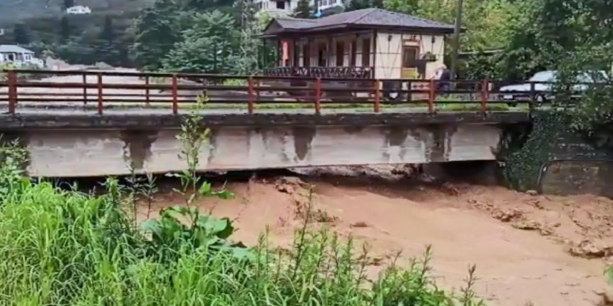 Giresun’da sağanak dereleri taşırdı! Ekipler teyakkuza geçti