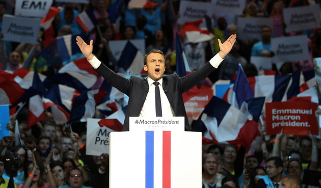 Macron sistemde köklü reform yapma sözü verdi...
