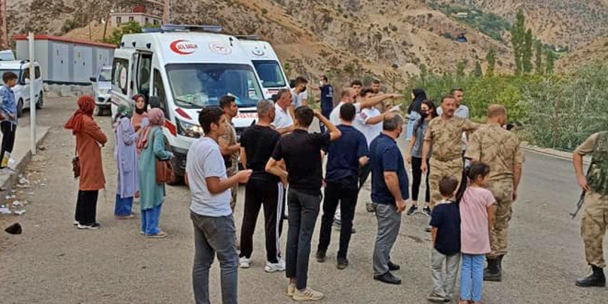 Farklı okullardan 30 kişi hastaneye kaldırıldı!