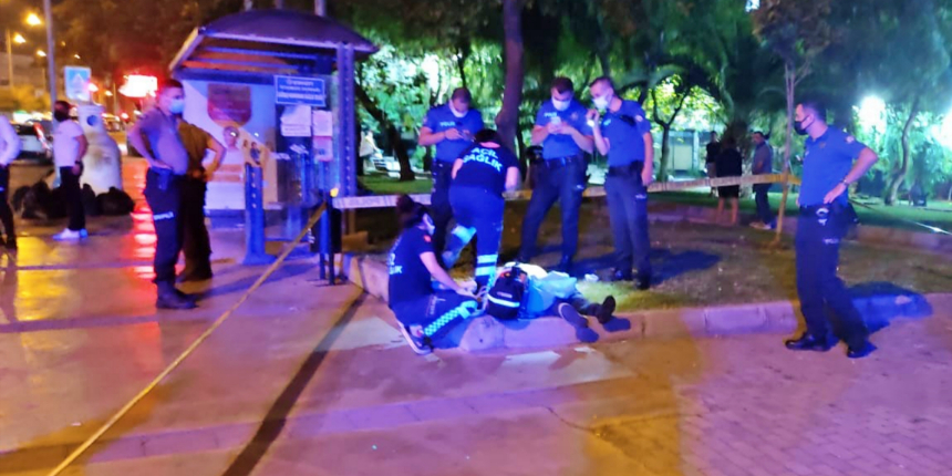 İzmir'de parkta erkek cesedi bulundu!
