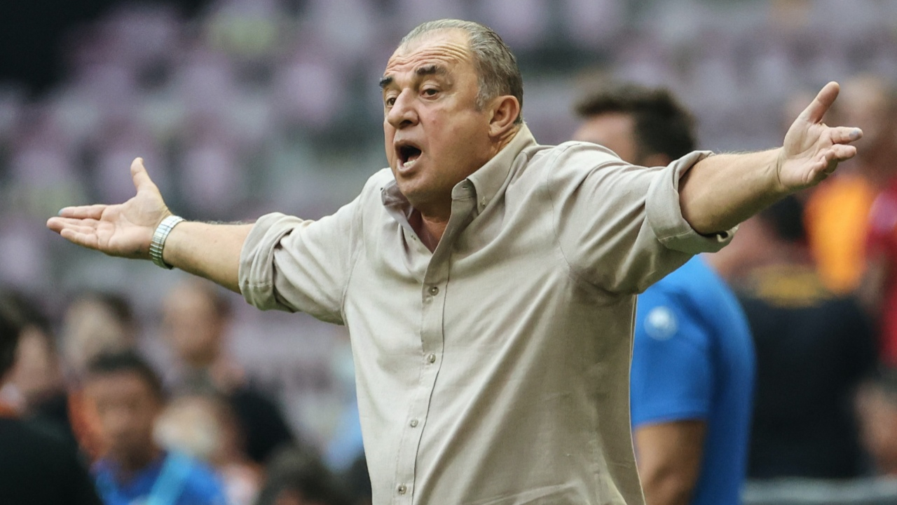 Fatih Terim: İçeri morali bozuk gelen var, ağlayan var. Galatasaray taraftarı bunu yapmamalı