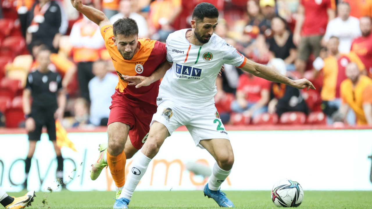 Galatasaray'ın 9 maçlık yenilmezlik serisine Alanyaspor son verdi... Bülent Korkmaz'dan 2'de 2