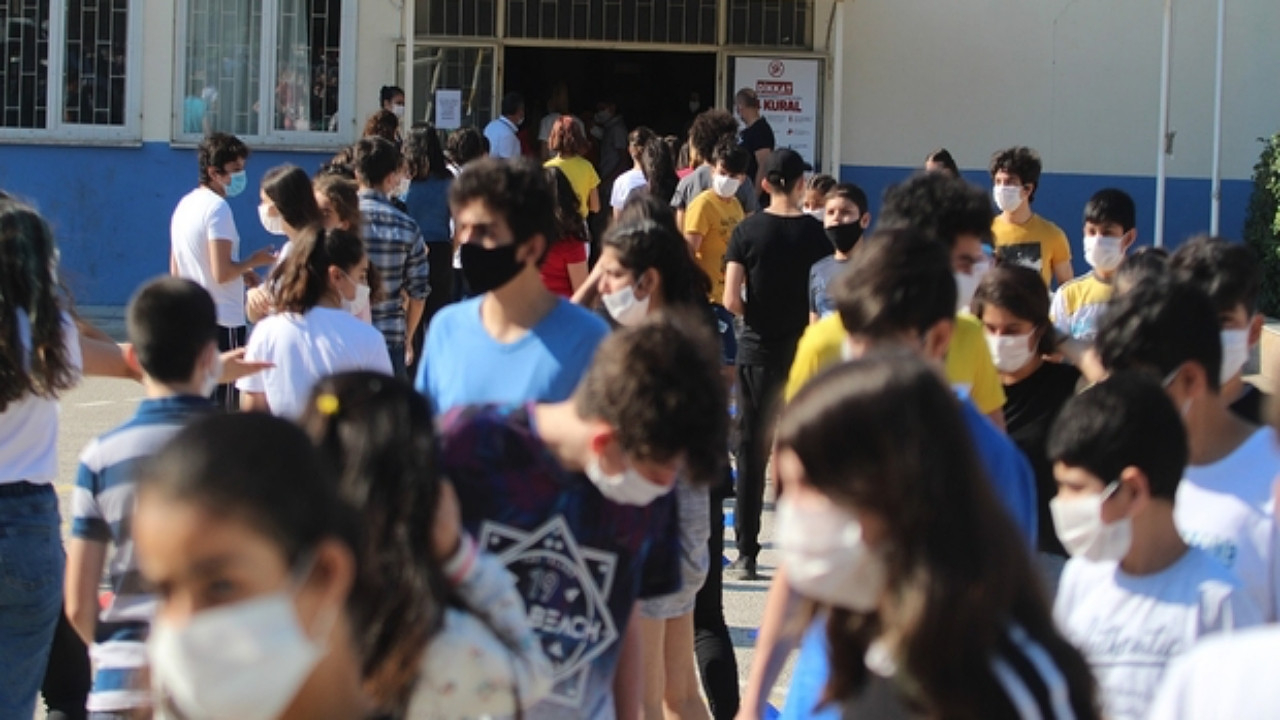 2 doz aşısını yaptıran çocuklarda bile görülüyor! İşte 12 yaş altını bekleyen yeni tehlike...