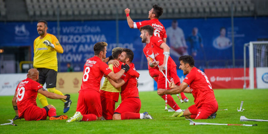 Ampute Futbol Milli Takımı üst üste 2. kez Avrupa şampiyon oldu... Helal olsun size!