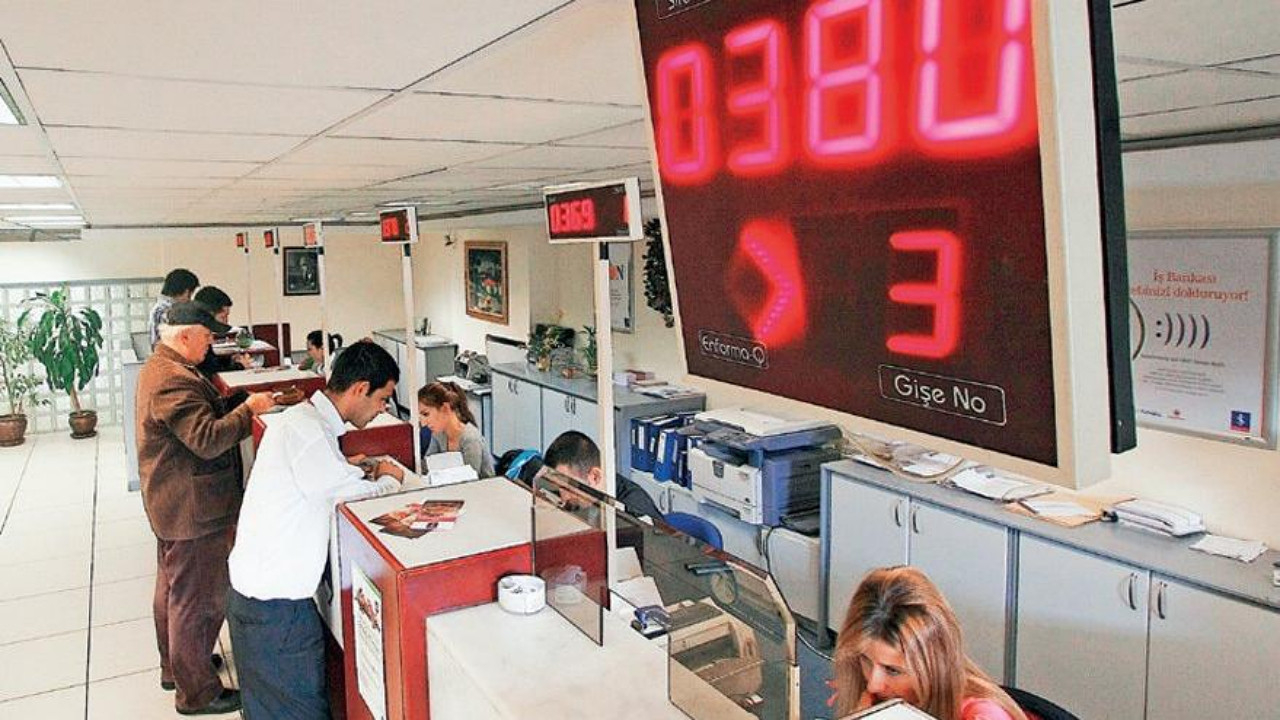 Yeni bir banka geliyor! Dev şirket 300 milyon TL sermaye ile başvuru yaptı...