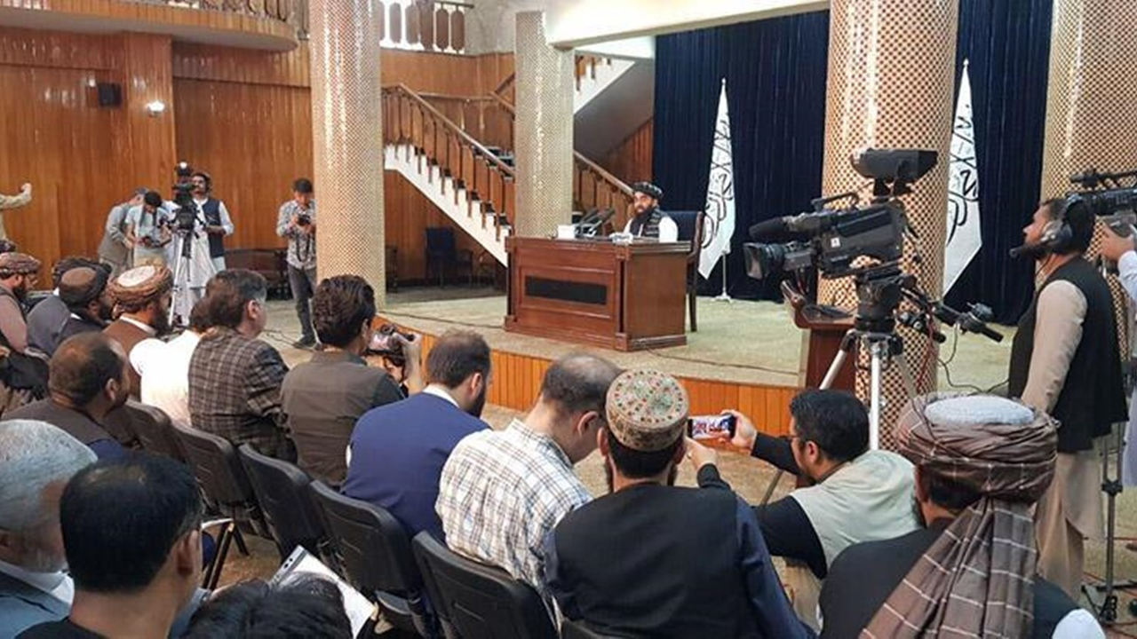 Taliban bakan yardımcılarının listesini duyurdu