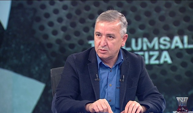 AK Parti'yi gemiye benzetti: Kaptanı var, mürettebatı, yolcuları var; bir de, piresi faresi...