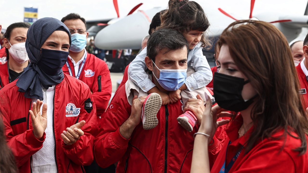 Selçuk Bayraktar, TEKNOFEST'in açılışında konuştu: Bu yolda durmak yok