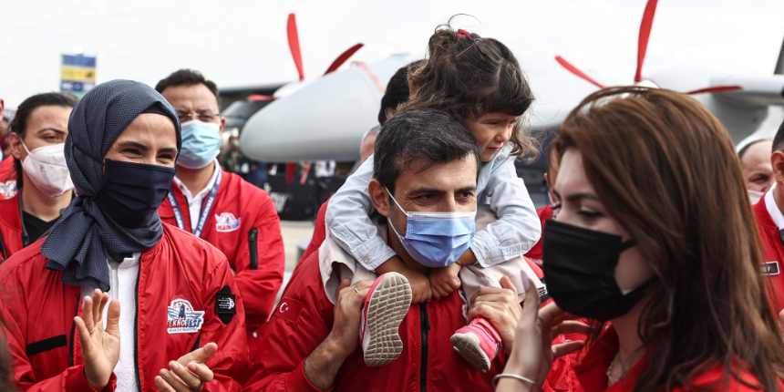 Selçuk Bayraktar, TEKNOFEST'in açılışında konuştu: Bu yolda durmak yok