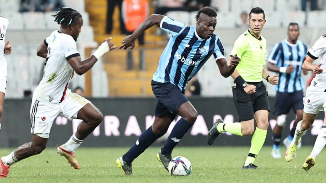 Mario Balotelli'nin Beşiktaş performansı dünya basınında geniş yer buldu
