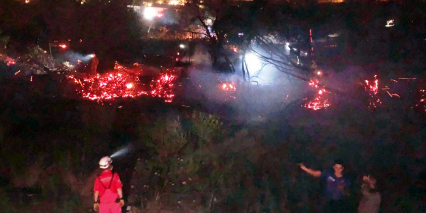 Bodrum'da makilik alanda yangın kısa sürede söndürüldü