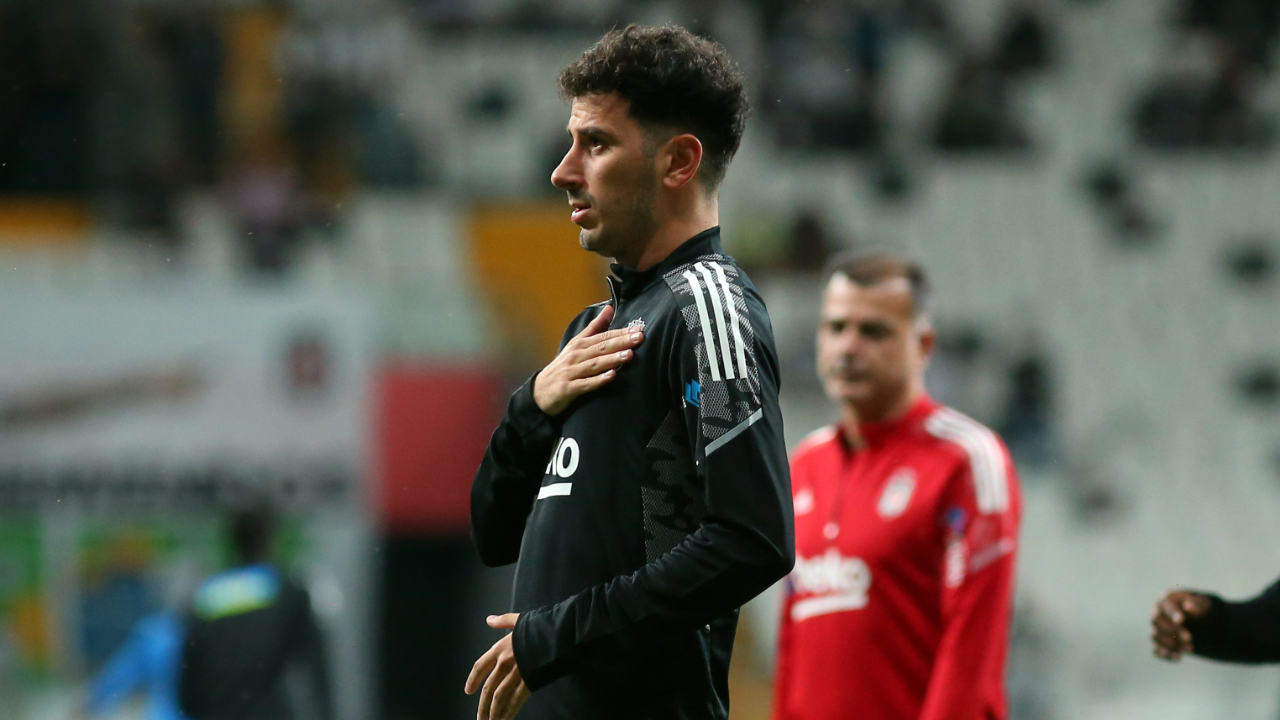 Oğuzhan Özyakup ligde 12 maç sonra bir maça ilk 11'de başladı