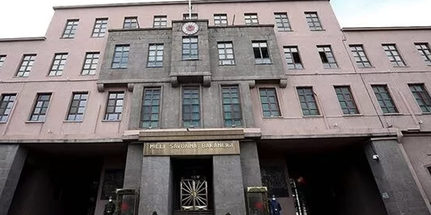 Milli Savunma Bakanlığı, '5 general istifa etti' iddiasını yalanladı