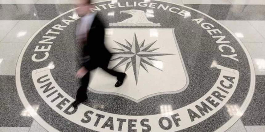Gizemli hastalık CIA'da ortalığı karıştırdı: İbret için görevden alındı