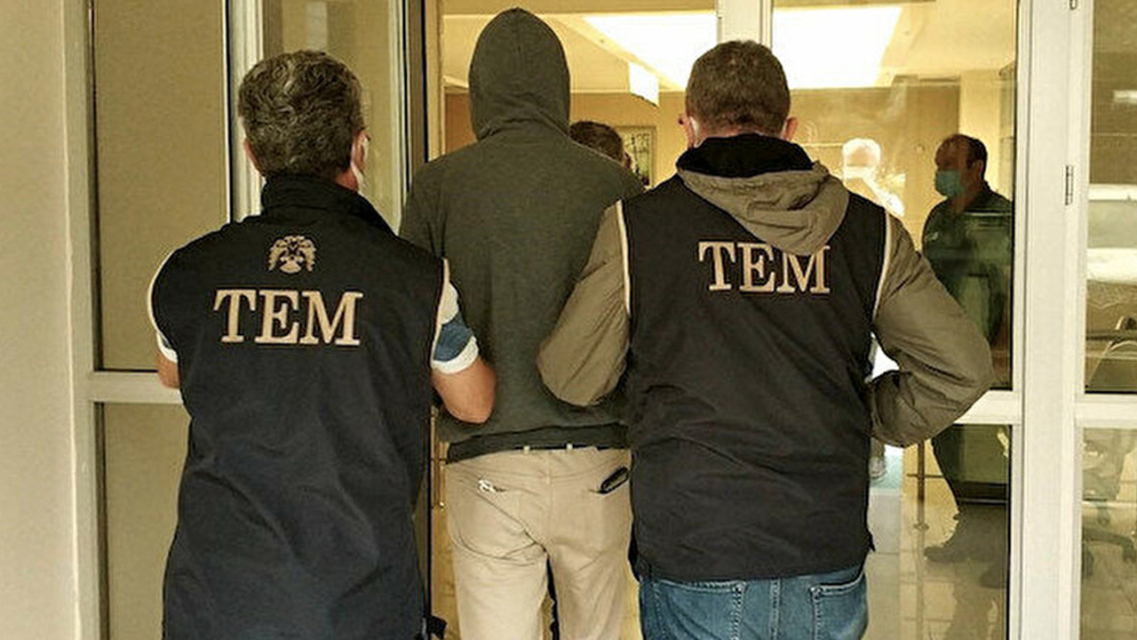 FETÖ'nün hücre evine operasyon: Çok sayıda kişi gözaltına alındı