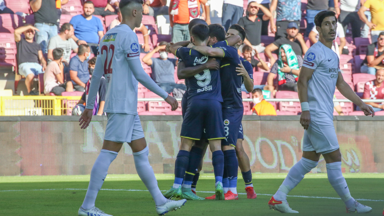 Fenerbahçe, Hatayspor deplasmanında 2-1 galip... 4 maçlık seriye Sarı-Lacivertliler son verdi