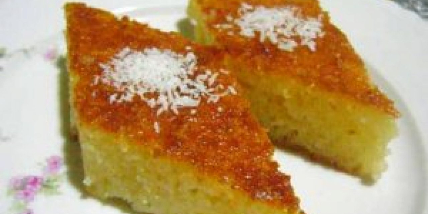 Şerbetli İrmik Tatlısı Tarifi! Kaynana Çatlatan, Damat Yüzü Güldüren Enfes Bir Lezzet!