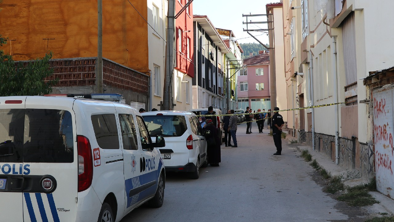 3. kattaki pencereden düşen hamile kadın ağır yaralandı
