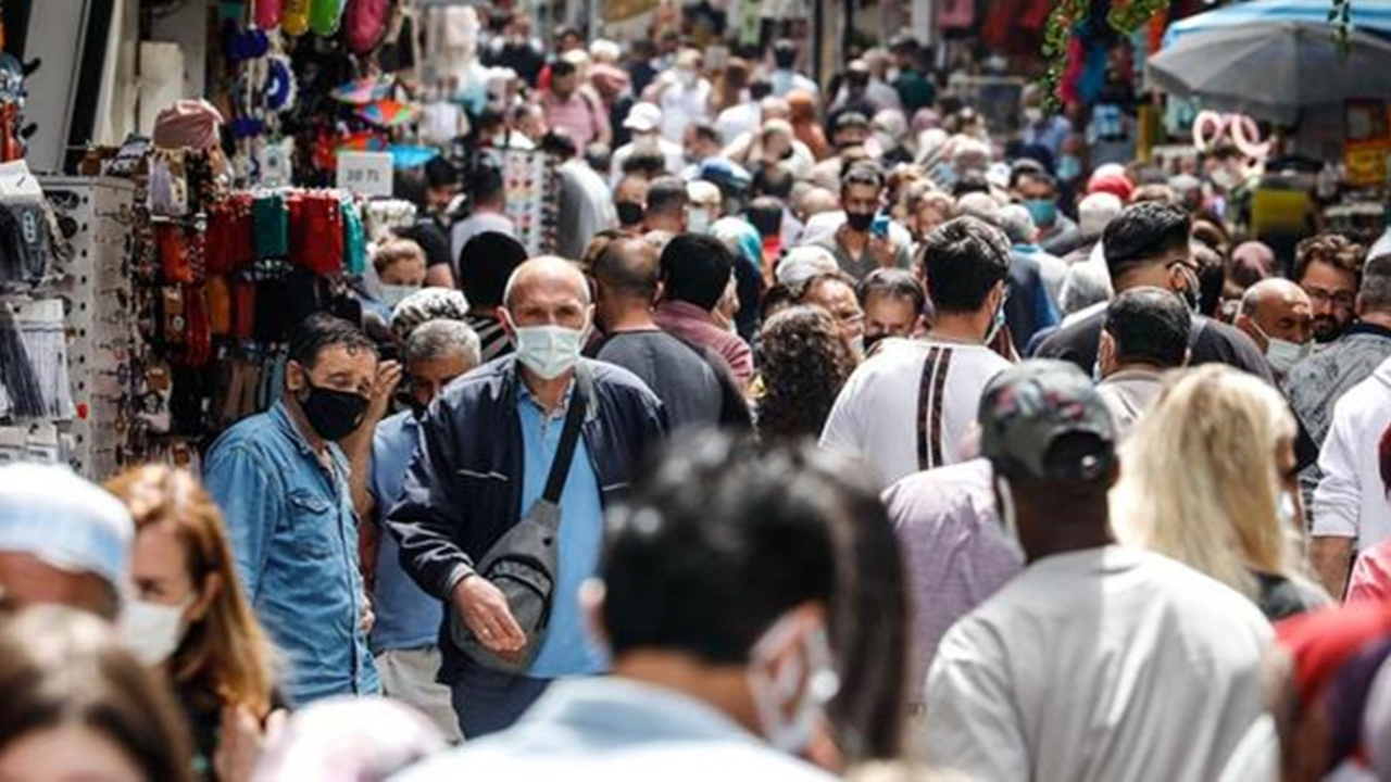 Aşı kartı zorunluluğu ve Turkovac kampanyası gündemde