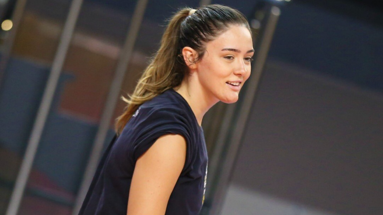 VakıfBank'ın güzel yıldızı Zehra Güneş: Yeni hedeflerimize odaklanma zamanı