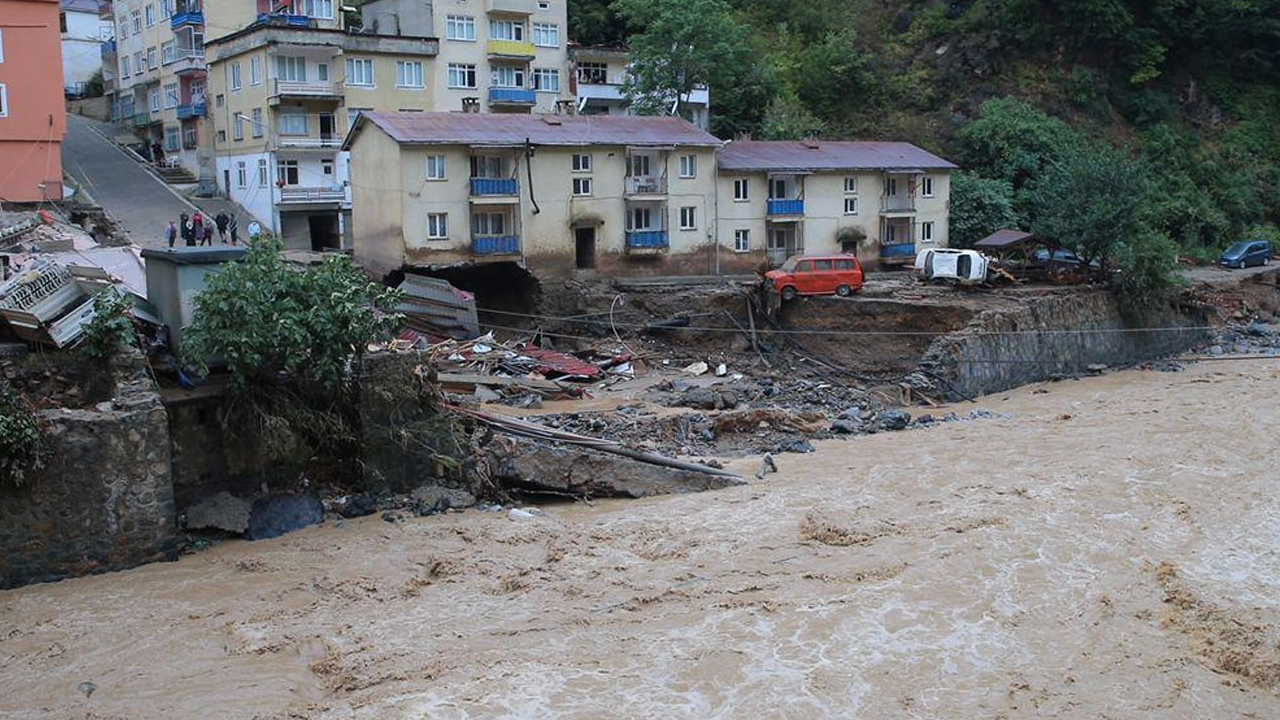 Meteoroloji o illeri uyardı: Sel ve heyelana dikkat!