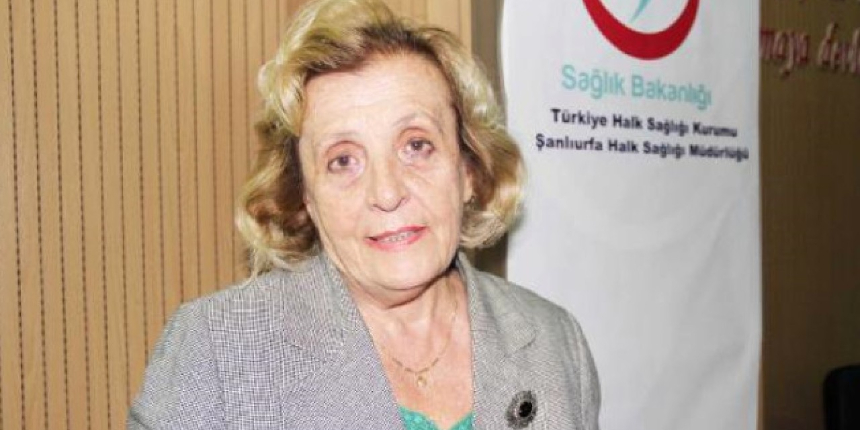 Gazeteci Ahu Özyurt'un annesi Gürayten Özyurt hayatını kaybetti!