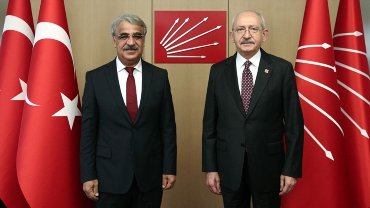 HDP'den CHP'ye davet: Gelsinler konuşalım