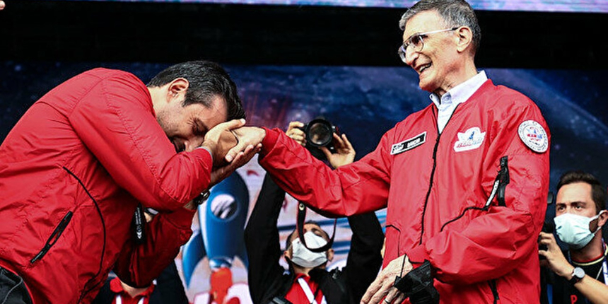 Aziz Sancar, Selçuk Bayraktar'dan övgüyle söz etti