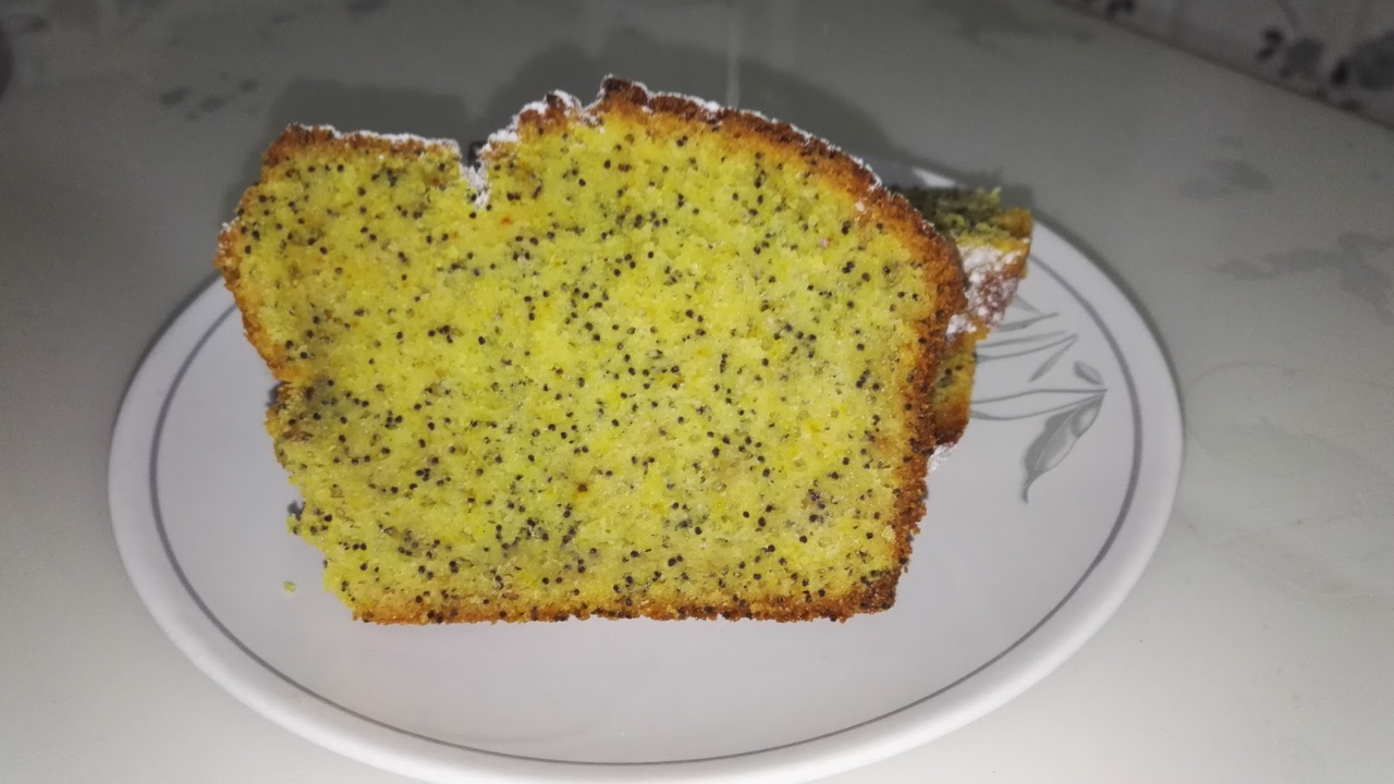 Tart Kalıbında Şeftali Soslu Haşhaşlı Kek! Farklı Tat Arayanların Tercihi! Lezzeti Doyumsuz